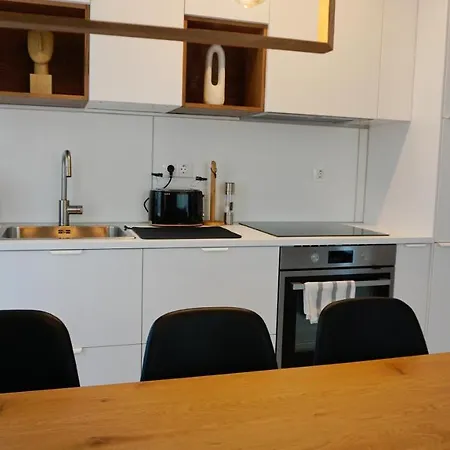 апартамент азур 12 - Azur 12 Apartment Varna